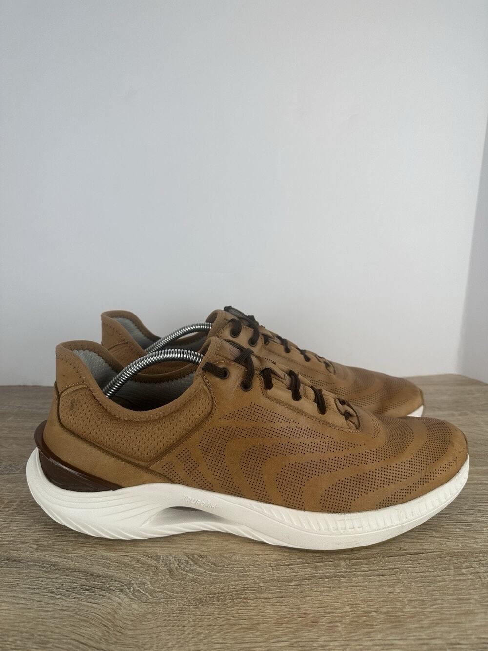 Johnston & Murphy TRUFOAM Men’s Brown Leather Sneakers Size 12M Casual